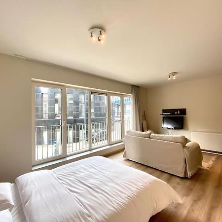 Studio Hypercentre Bruxelles 外观 照片