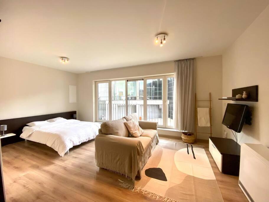 Studio Hypercentre Bruxelles 外观 照片