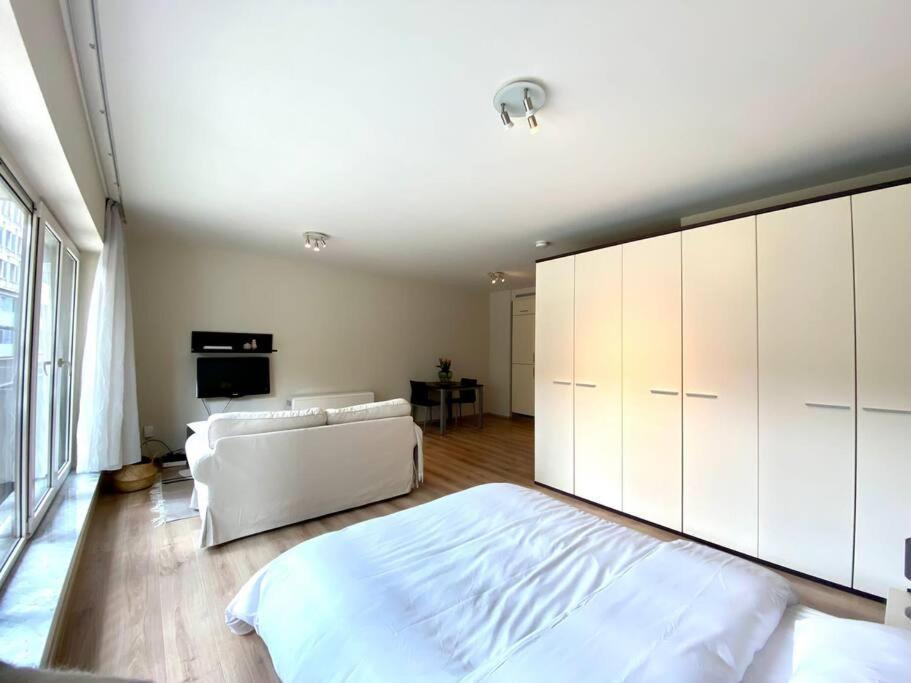 Studio Hypercentre Bruxelles 外观 照片
